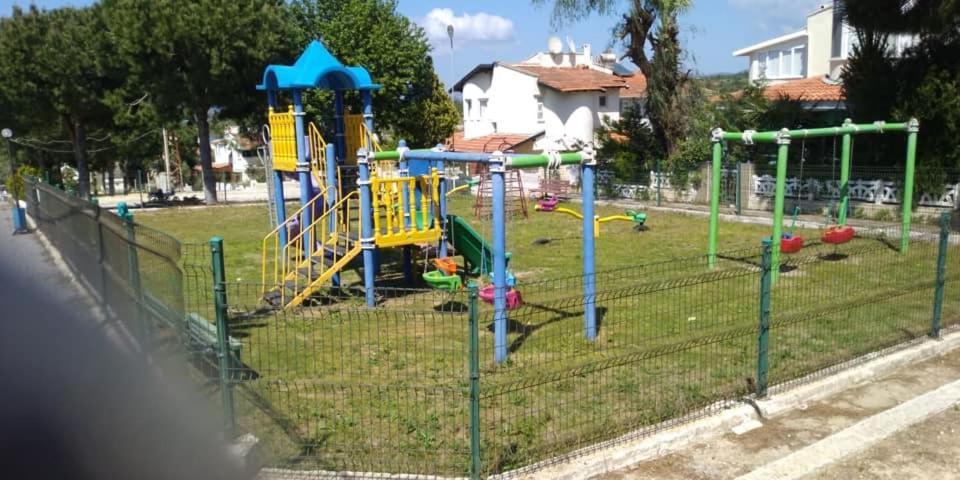 Cesme Burcu Sitesi Yaman Villa Exterior photo